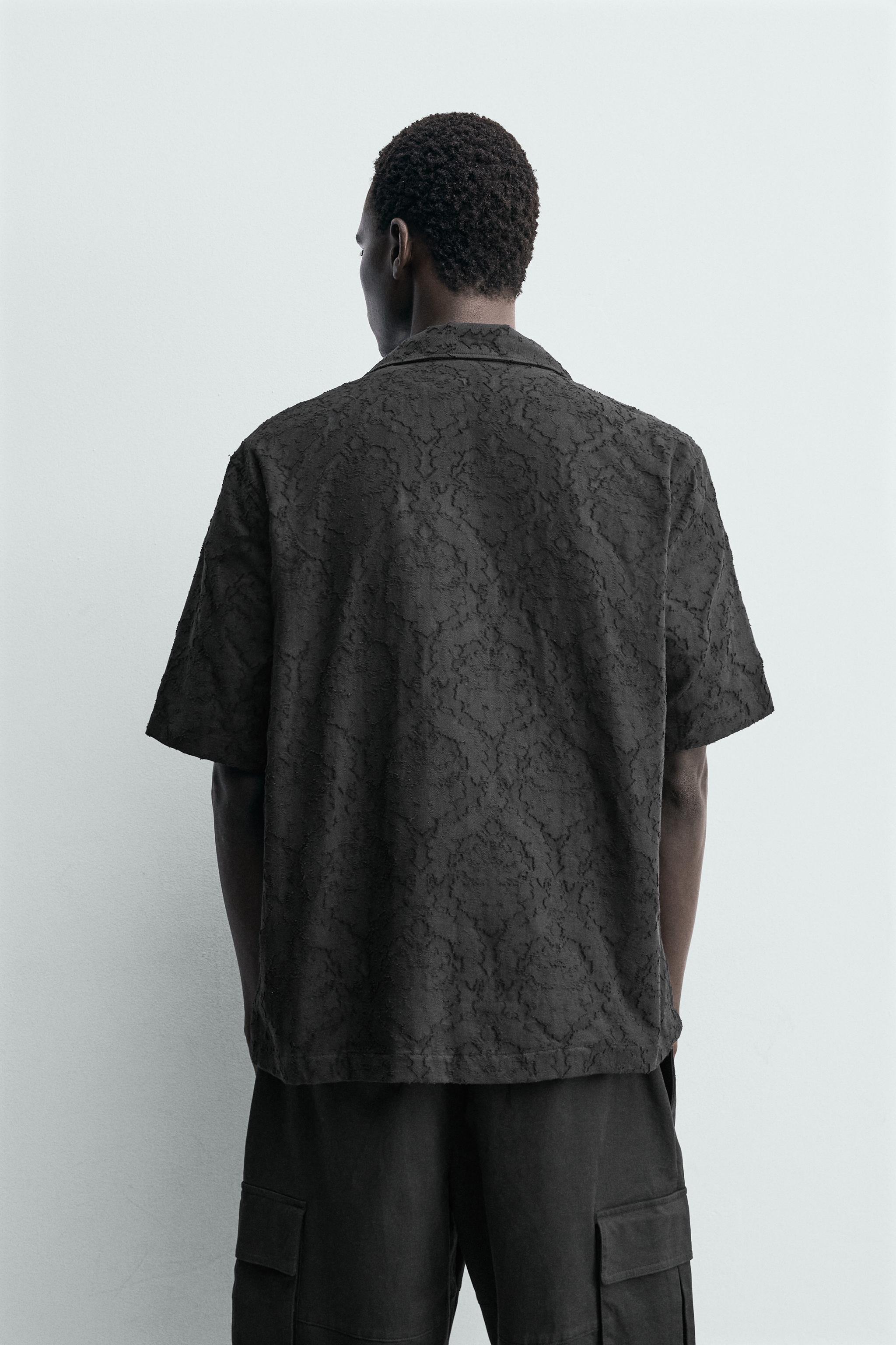 TEXTURED JACQUARD RELAXED FIT SHIRT